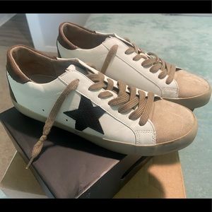 Shu Shop “Pamela” Sneaker
